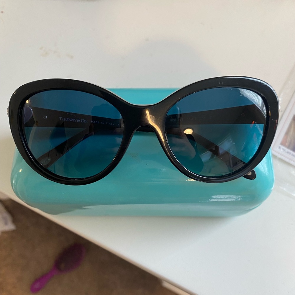 tiffany & co women’s cat eye sunglasses
